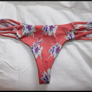 Acacia Vintage aloha Maui bottoms